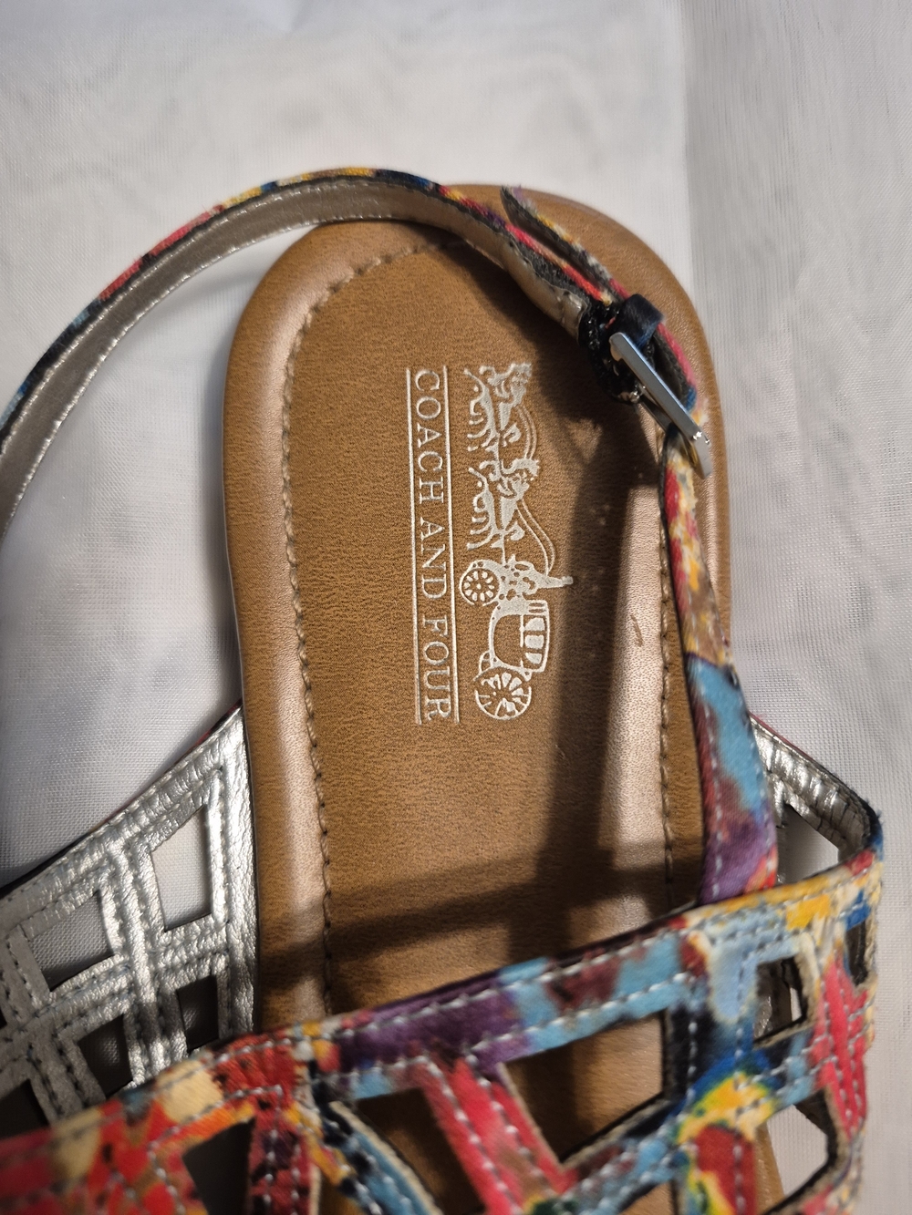 Coach and Four Size 9 Women's Multicolor Braided Thong Sandals - Tan Footbed - Picture 2 of 6